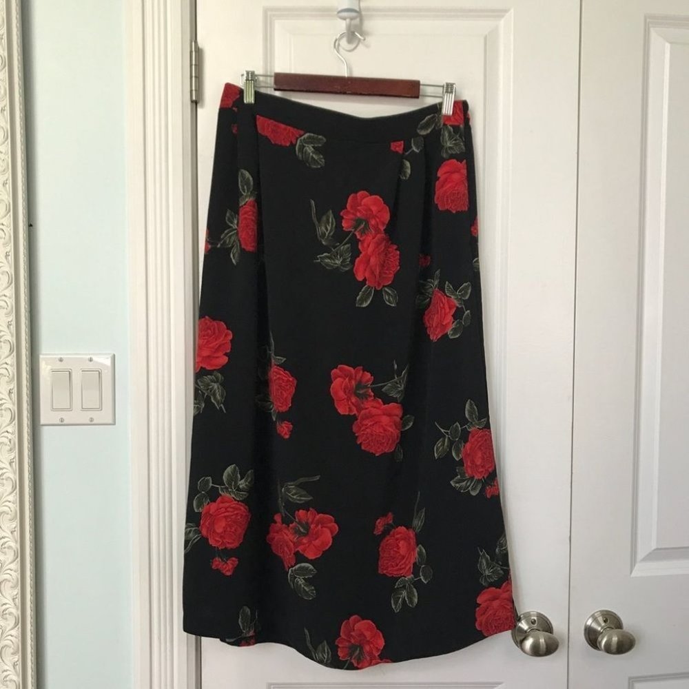 🤩2 for 20🤩 Vintage Black Floral Rose Midi Skirt - Picture 7 of 8